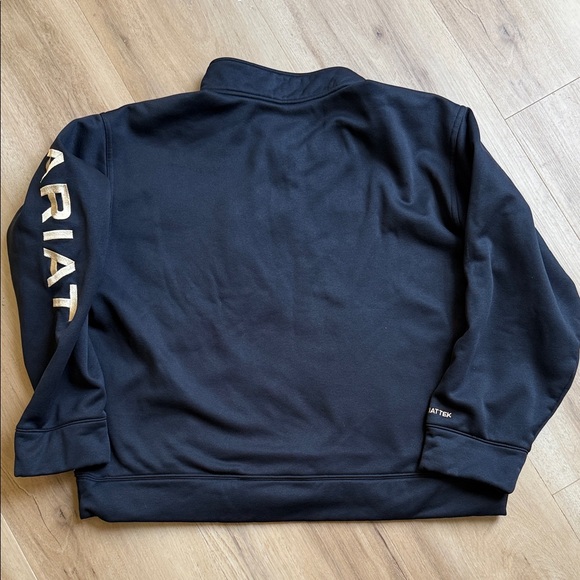 Women’s Ariat Black Cropped Quarter-Zip Pullover - Picture 4 of 4